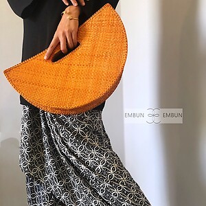 Handwoven Mengkuang Bag Halfmoon 