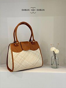 Handwoven Mengkuang Tulip Bag